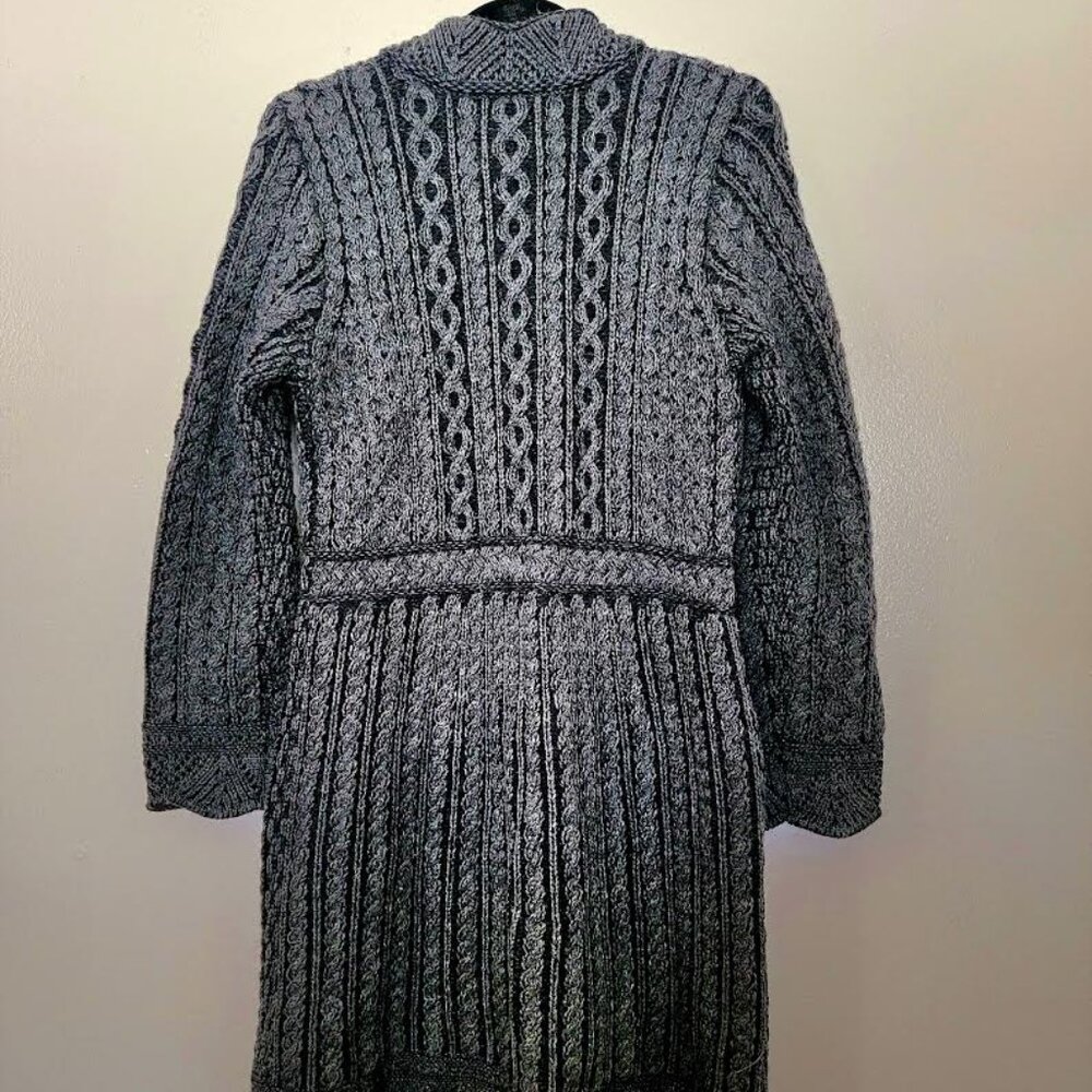 Made in Ireland | Aran Crafts | 100% Merino Wool - Picture 5 of 13